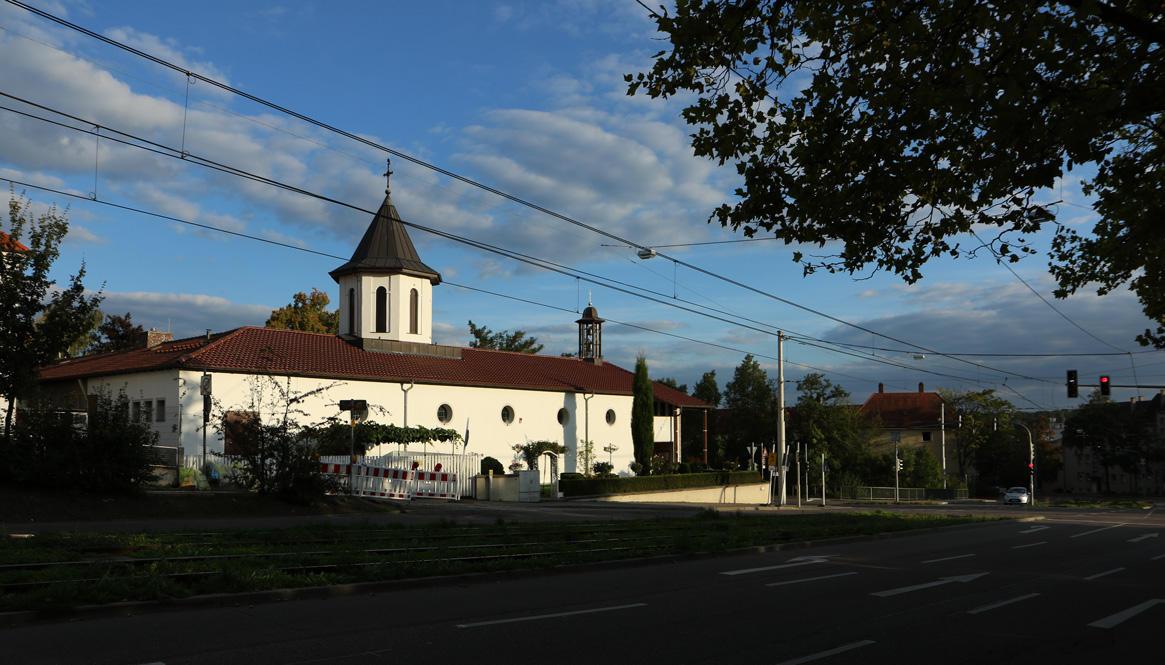 Biserica_Stuttgart_Zuffenhausen